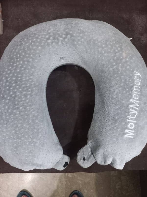 Molty Foam Travel Pillow 1