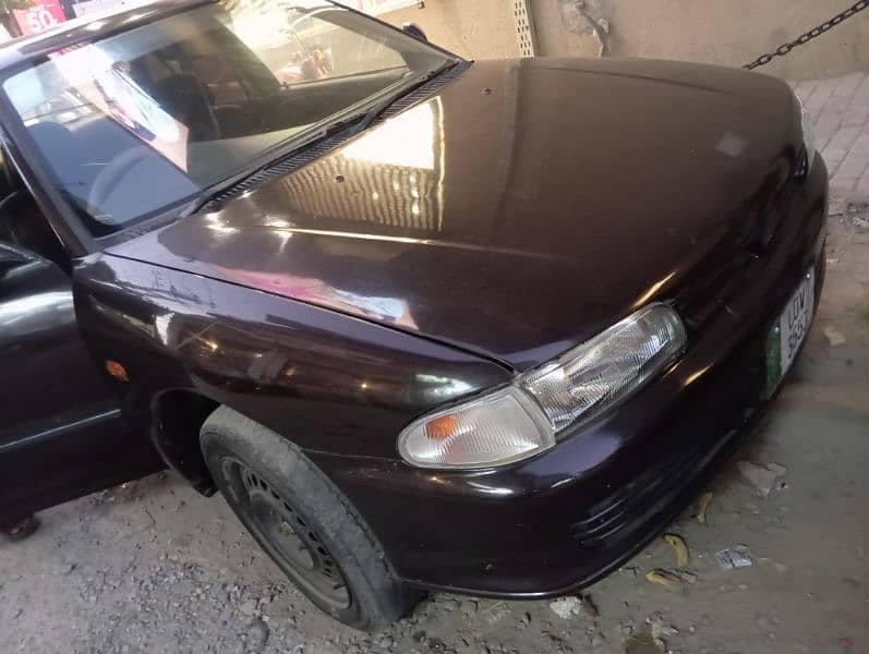 Mitsubishi Lancer 1993,vry good ptrl avg,1300cc. scrachless 1