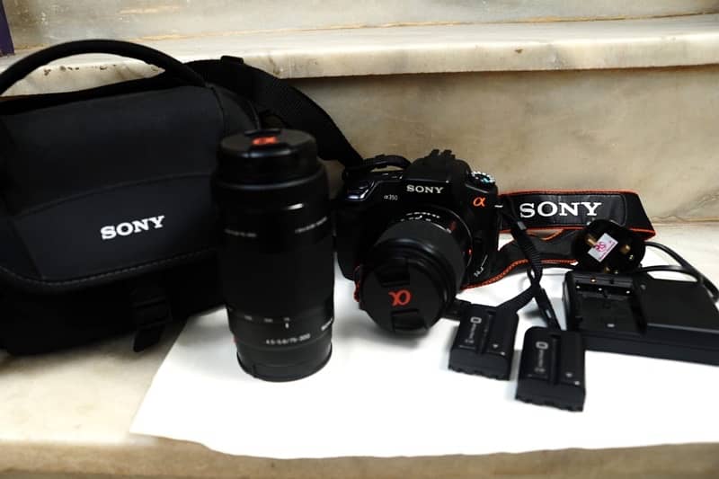 DSLR sony alpha 0