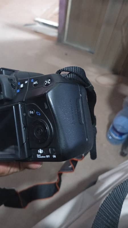 DSLR sony alpha 2