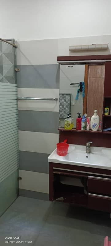 8 Marla Lower Portion Available for Rent in KB Colony Near DHA Lahore 11