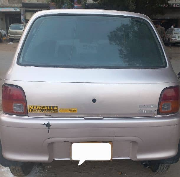 Daihatsu Cuore 2004 (Auto) 1