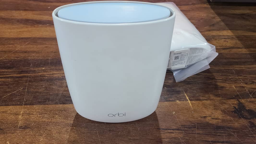 NETGEAR Orbi 50 | AC3000 Tri-Band Whole Home Mesh WiFi System With box 12