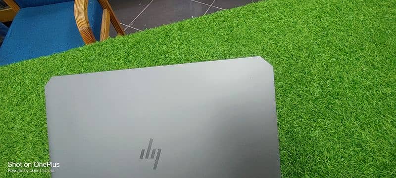 Hp zbook core i7 8th genration  4 gb card p2000 withh warranty 5