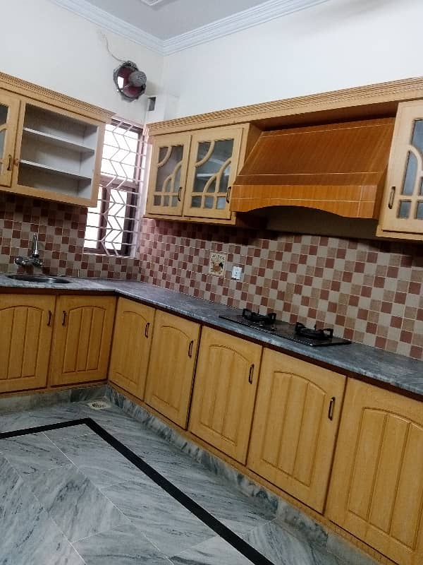 30*70 Beautiful Upper Portion In Pwd Block-C Near Gourmet Bakers 6