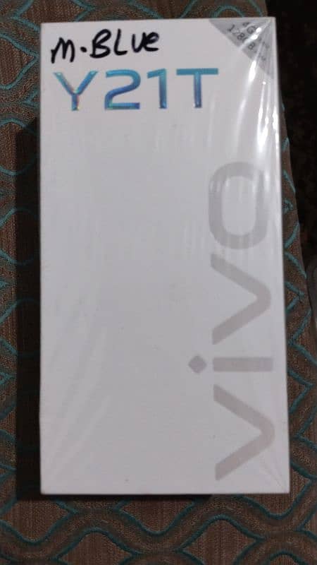 vivo y21t good condition with original box and charger 6