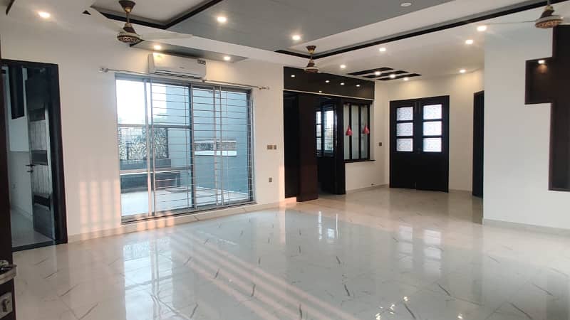 1 Kanal Full House With Basement Available Sale In DHA PHASE 6 LAHORE 31