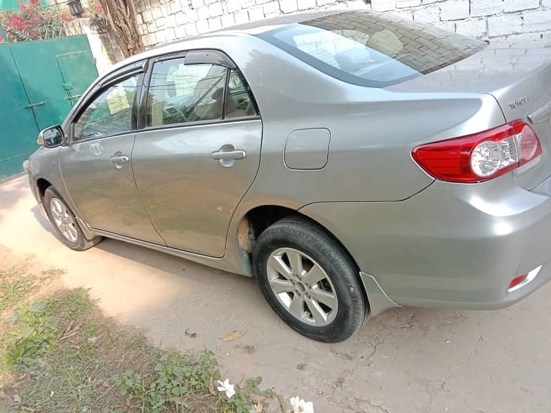 Toyota Corolla GLI 2012 6