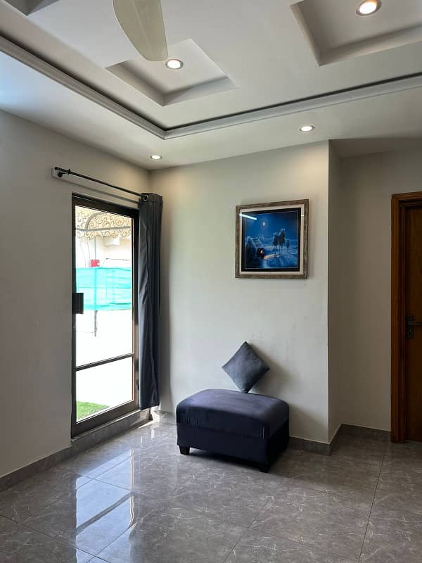 Perday and weekly basis 2 bed luxury apartments available on rent 14