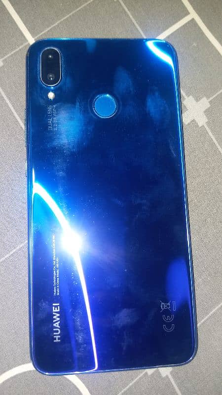 Huawei nova 3 i ,6 gb ram 128 gb rom 2