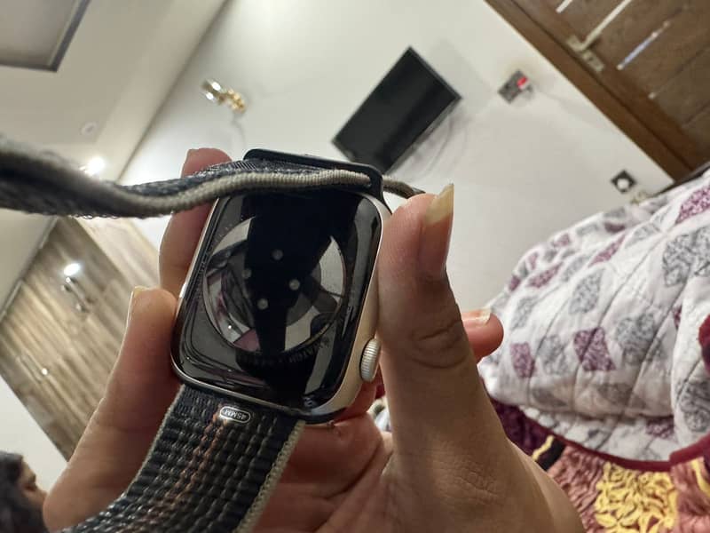 Apple Watch Series 6 40mm Cellular | 10/10 Condition | 88 Health 1