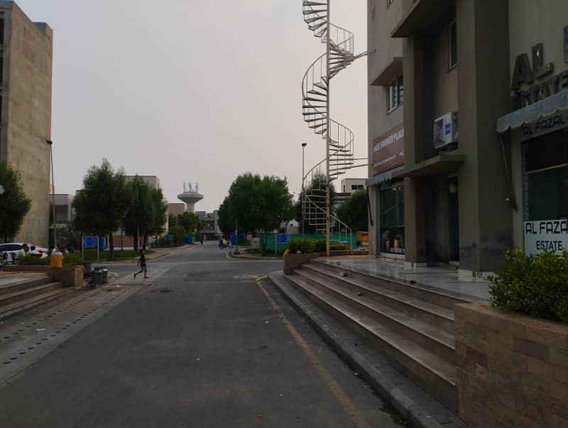 SHOP FOR RENT BAHRIA ORCHARD best location 2