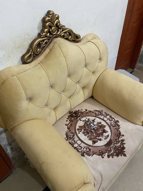 5 Seater sofa 5