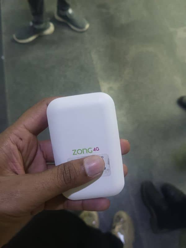 Zong Bolt+ 4G device 2