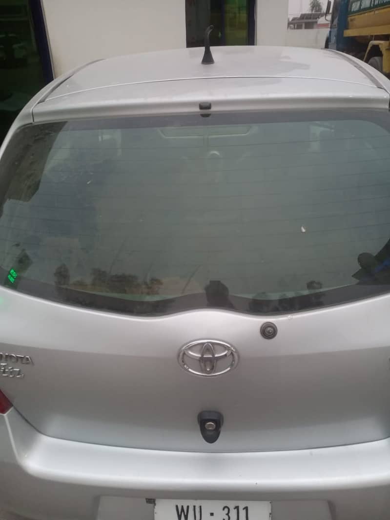 Toyota Vitz 2006/12 0