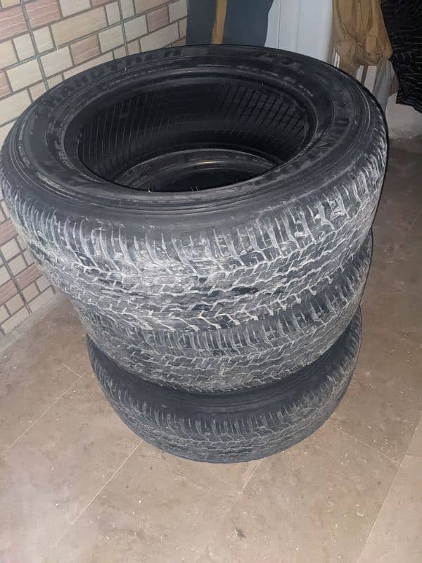 Revo tyres 0