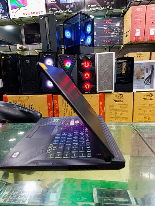 Asus rog strix gaming I 7 10th 10870h 16gb 512 rtx 2060 6gb 144 hz 9