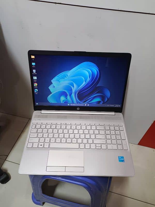 Hp Core i5-10th Gen 8GB RAM 512GB NVMe GooD Condition LapTop 1080p LED 8