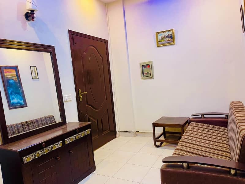 1 Bedroom Furnished Flat For Rent In Block H-3 Johar Town Lahore. 9