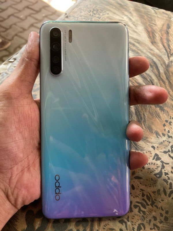 Oppo F15 0