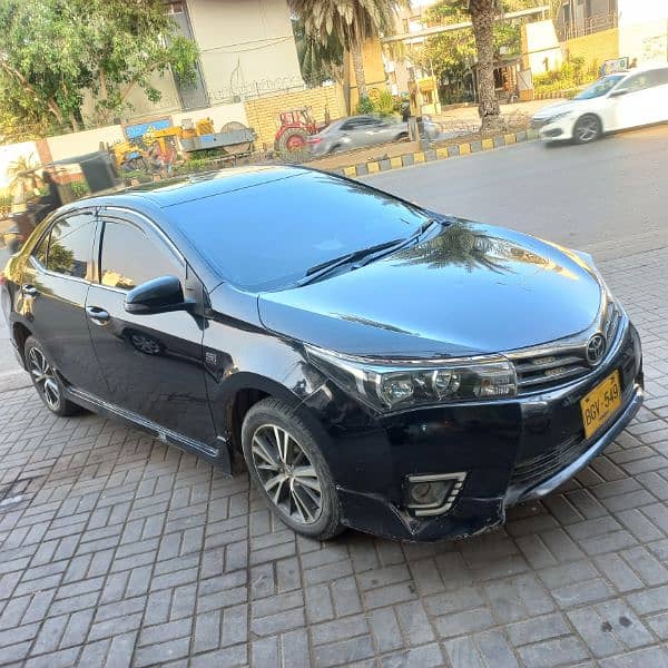 Toyota Corolla Altis Grande 1.8 CVT-I 2016 1st Owner Biege Room 2