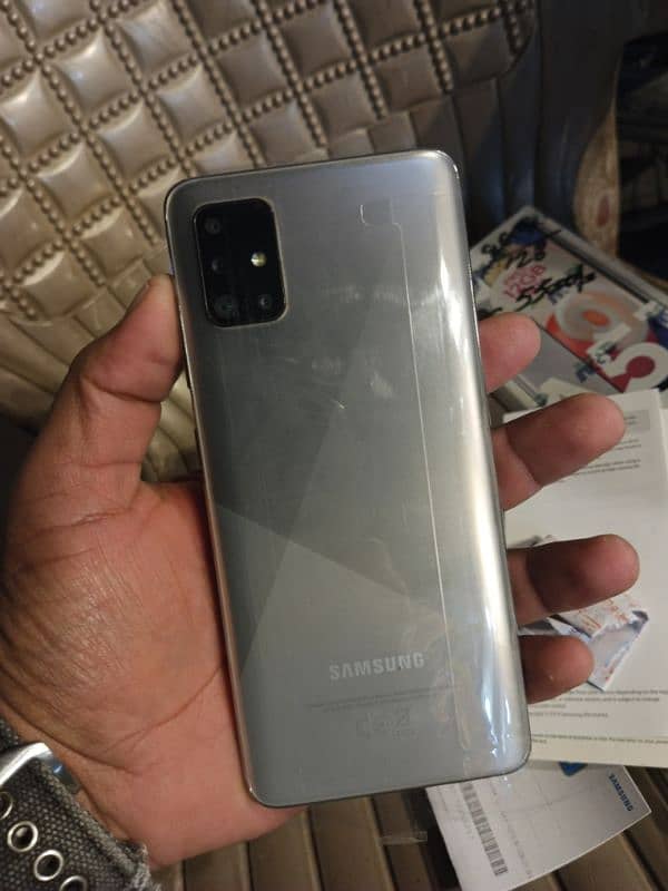 Samsung a51 8+128GB 1