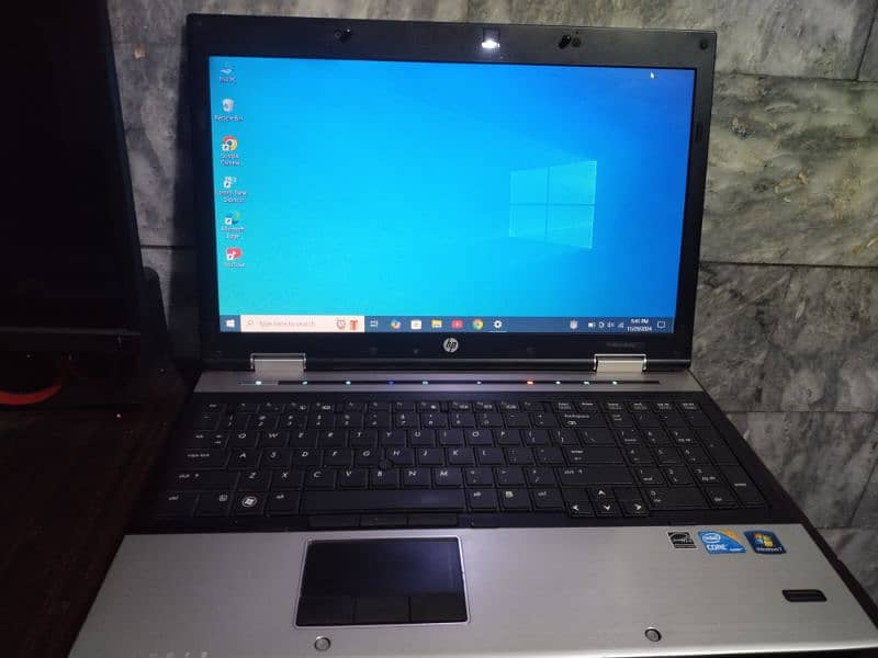 HP i5 EliteBook 8540p 2