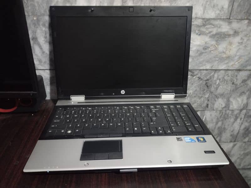 HP i5 EliteBook 8540p 1