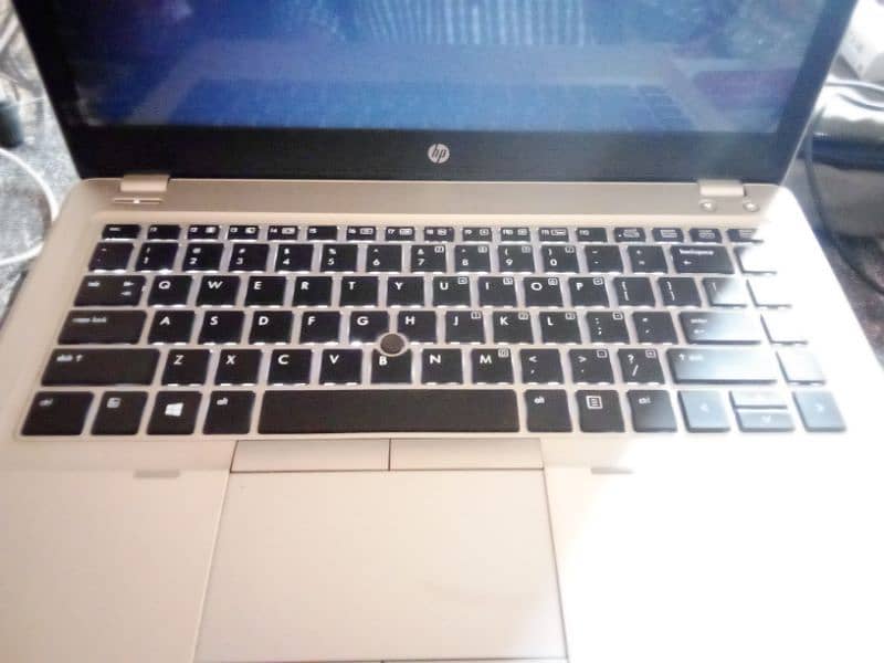 Elitebook 8GB ,256GB 1