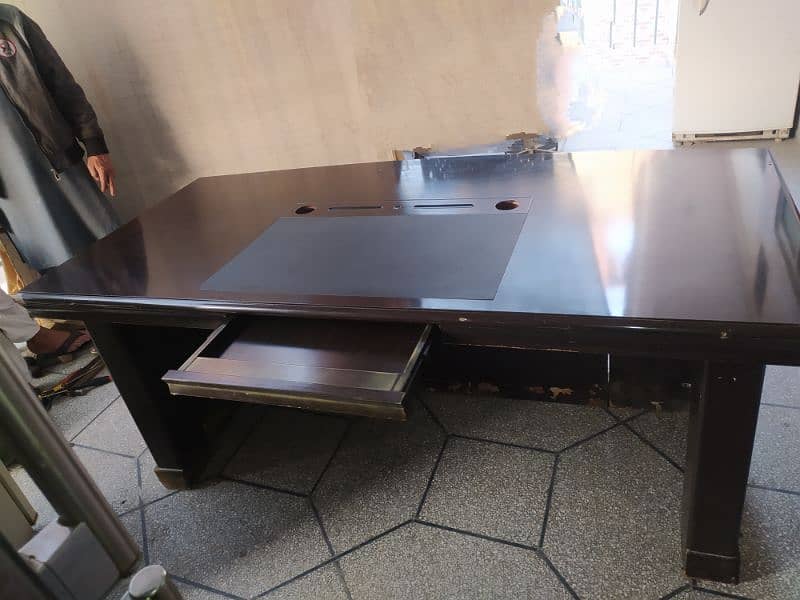 Office table for sale urgent 1