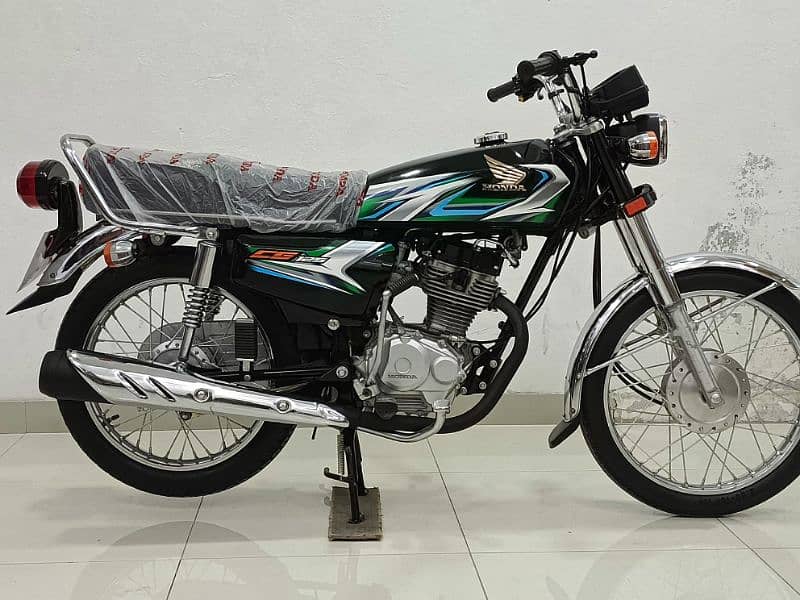 Honda CG 125 2023 Model 3