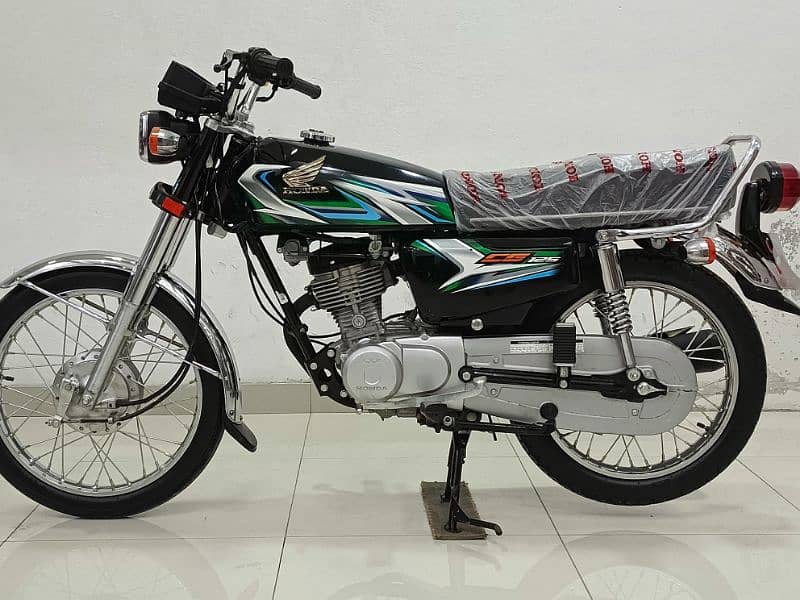 Honda CG 125 2023 Model 5