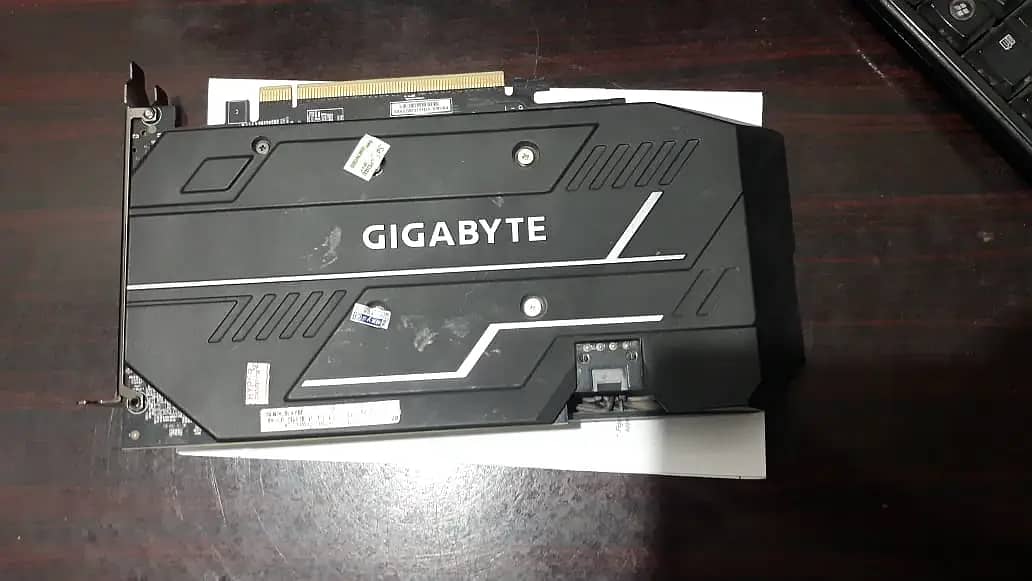 Gigabyte 1660 SUPER 6GB Dual Fan Graphics Card 2