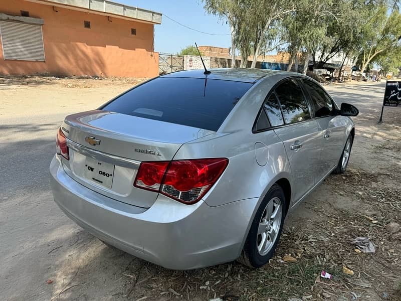 Chevrolet Cruze 2010 For Sale / Exchange 4