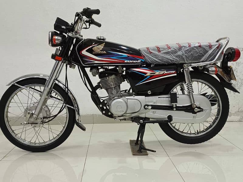 Honda CG 125 2019 Model 3