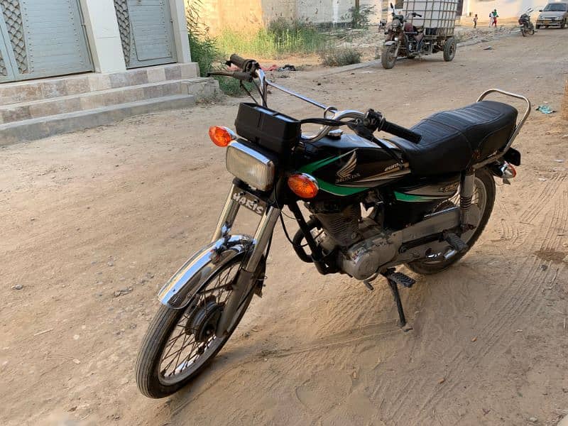 Honda CG 125 euro 2 (larkana no. ) 1