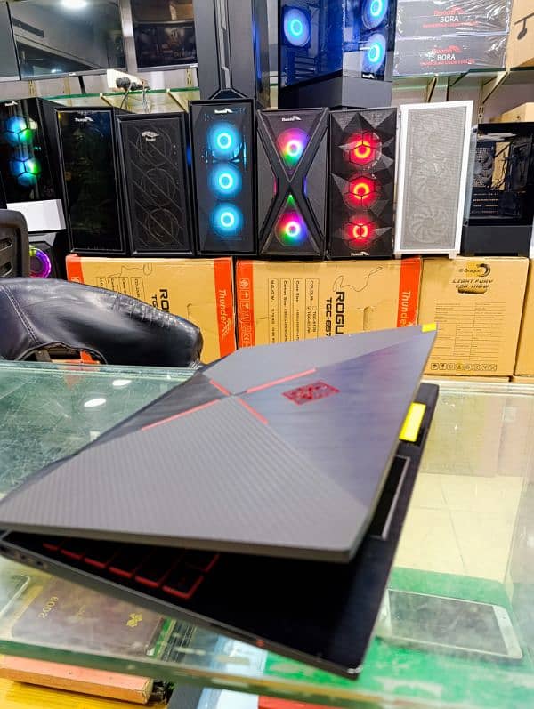 hp omen I 5 8th 8300h 16gb 512 1050ti 4gb 7