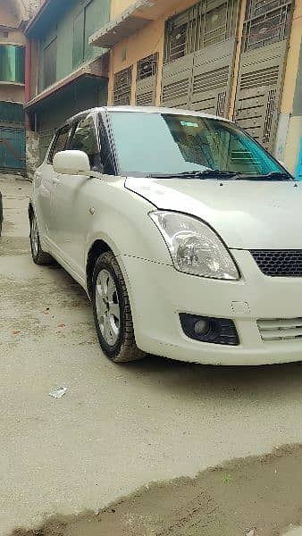 Suzuki Swift 2011 0