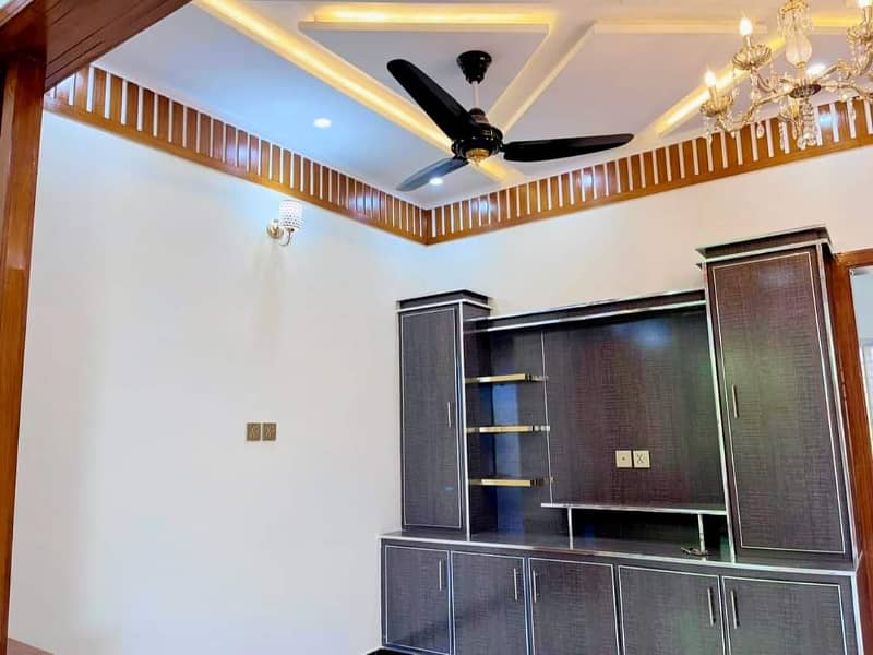 With Water Bore Prime Location Beautiful 5.5 Marla One And Half Story House For Sale In AECHS Airport Housing Society Near Gulzare Quid And Express Highway 15