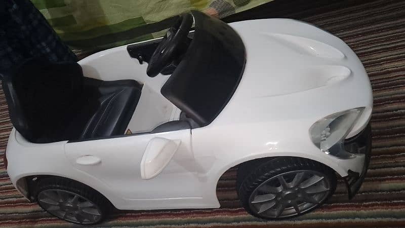 Electric Kids Car With light & Music 1