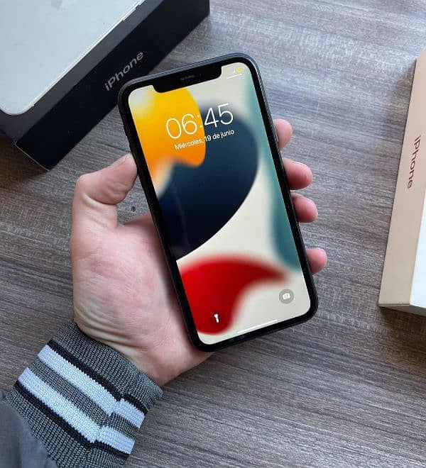 iphone 11 Factory unlocked non pta 64 GB 3