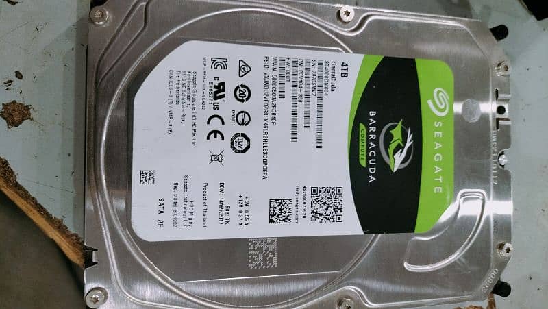 seagate barracuda 4 TB 0