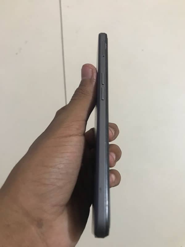 oppo F17 1