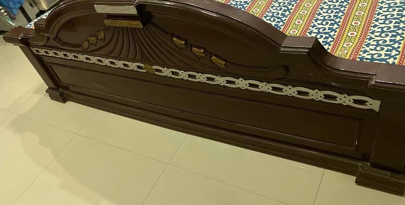 wooden bed 3