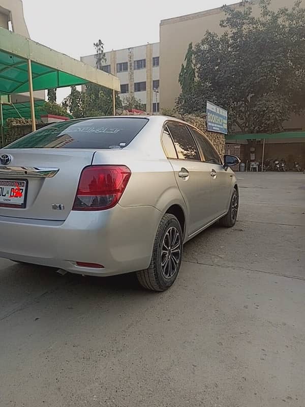 Toyota Corolla Axio 2014 5