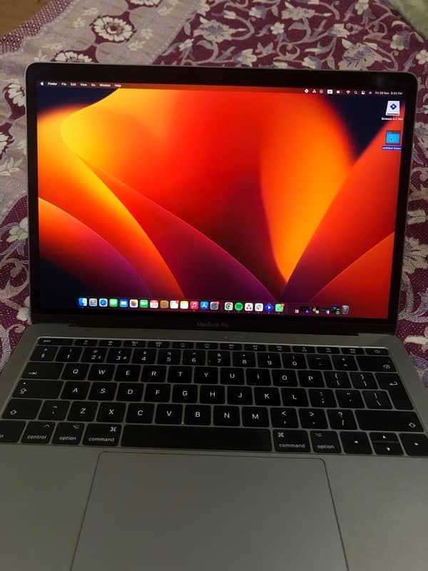 Macbook Pro 2017 13” 250gb SSD 0