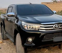 Toyota Hilux 2021 Revo V