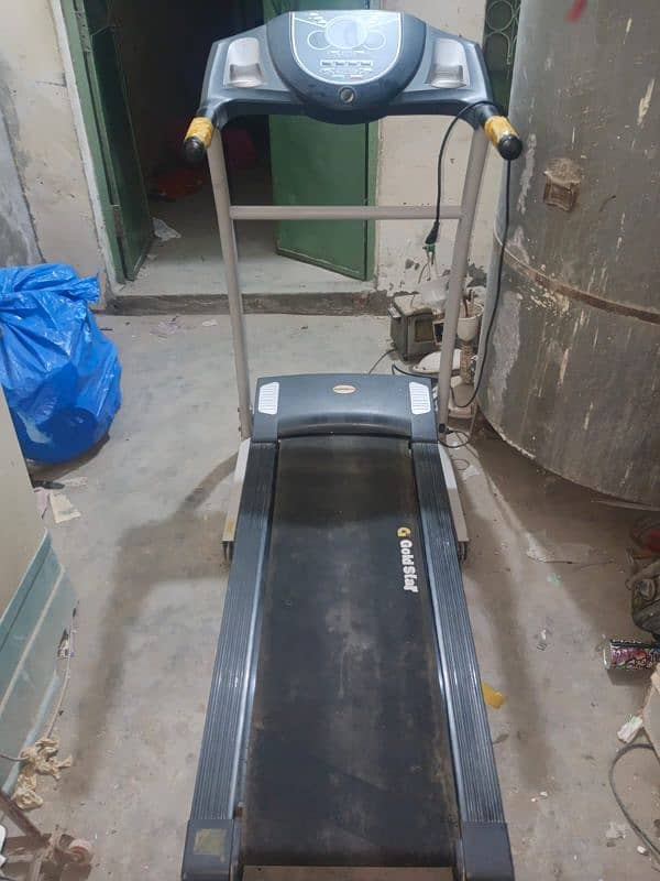 Treadmill Gold Star // 1.75 HP Genuine Motor// 120 kg weight supported 5