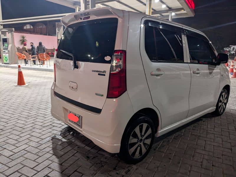 Suzuki Wagon R 2014 12