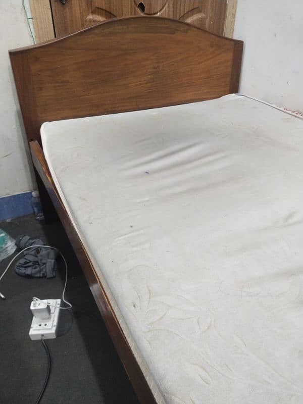 single bed with study table and chair 2